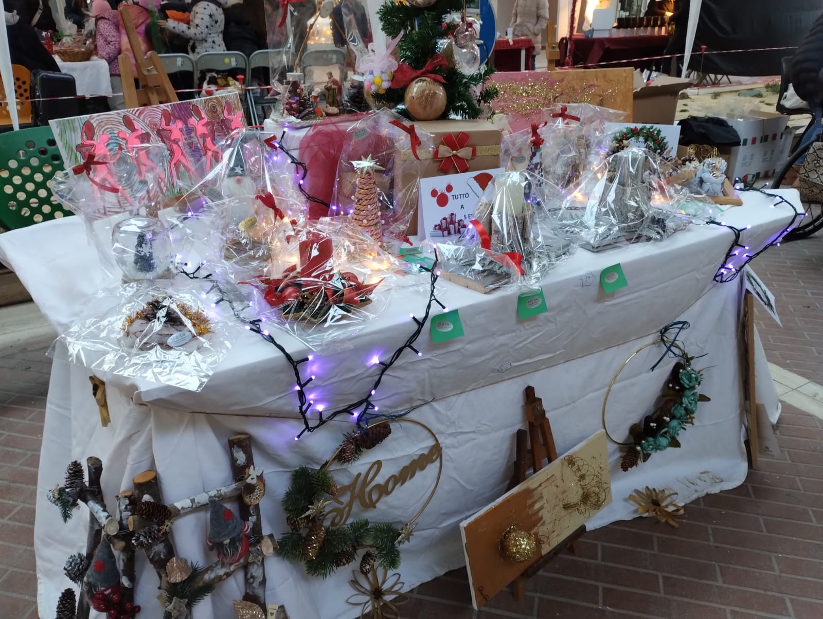 Bancarella Natale 2023